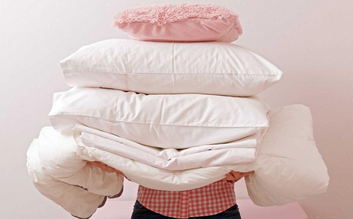 Nên giặt gối bông gòn từ 3 - 6 tháng một lần