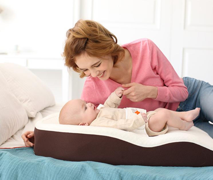 Tuyệt đối không được để bé nằm 1 mình quá lâu
