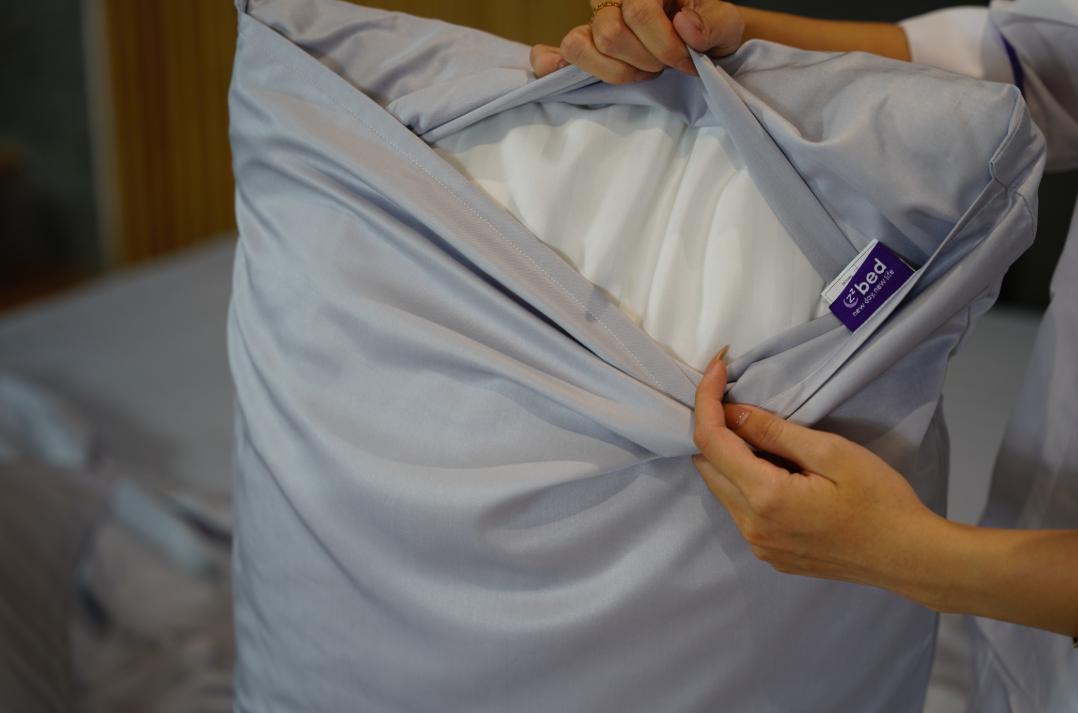 Chất liệu gối cao cấp phù hợp với nhiều tư thế ngủ tại Zzbed